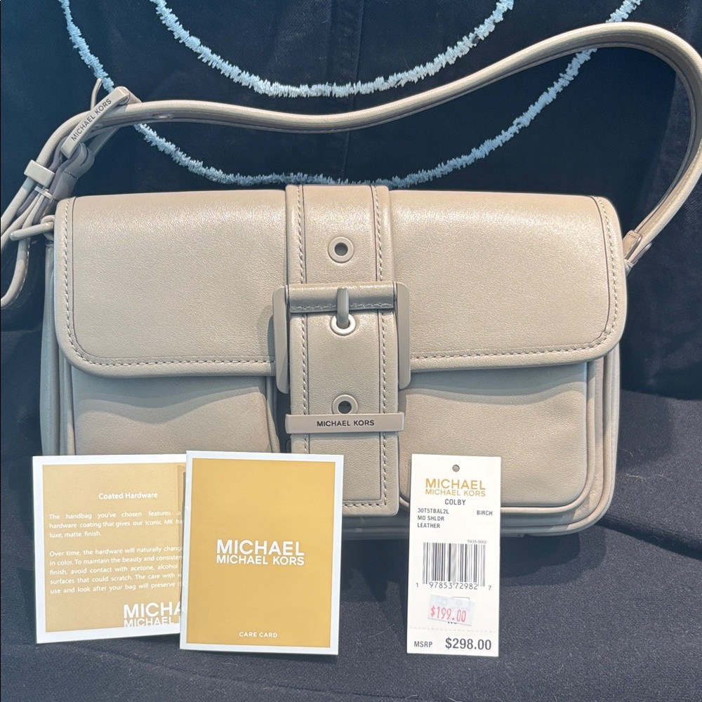 Michael Michael Kors Colby Shoulder Bag in the Color Birch